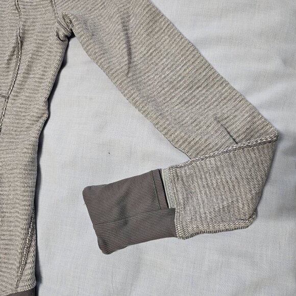Lululemon Define 1/4 Zip Jacket Women Size 4 Gray Striped - Picture 13 of 14